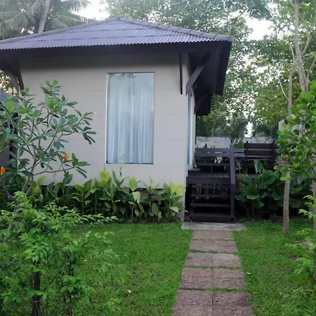 Clean Beach Resort-2