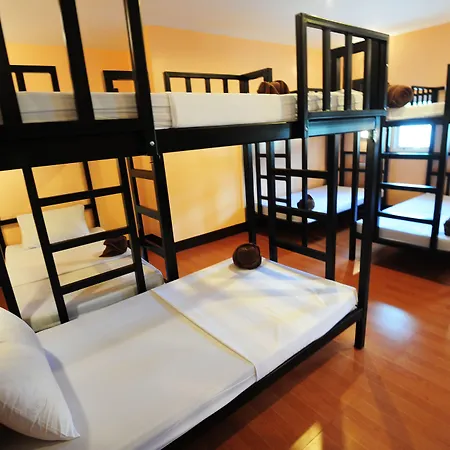 Twin Palms Hostel Phi Phi-2