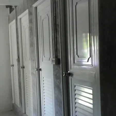 Best Stay Hostel At Lanta-2