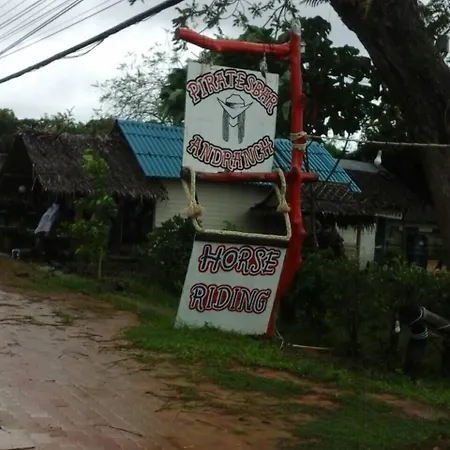Best Stay Hostel At Lanta-3