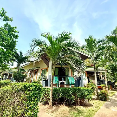 Lanta Palm Beach Resort , Beach Bungalow - Koh Lanta-3