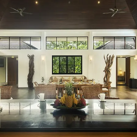 Villa Galanga 3 Bedrooms Plus Cottage Room-3