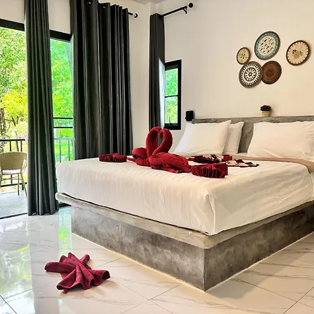 Phra Ae Apartments-3