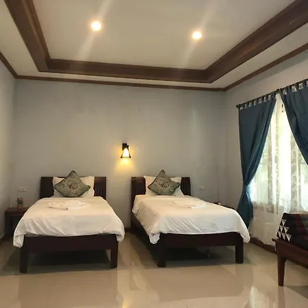 Lanta Wanida Resort-2