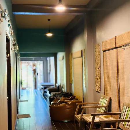 Aha Lanta Cozy Hostel-3