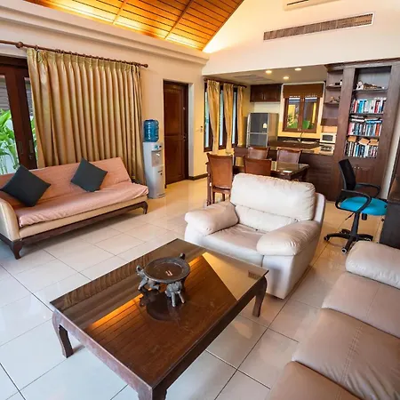 Amazing Beachfront Villa-2