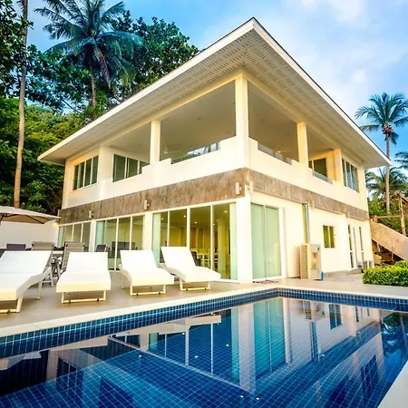 Exclusive Beachfront Villa-2