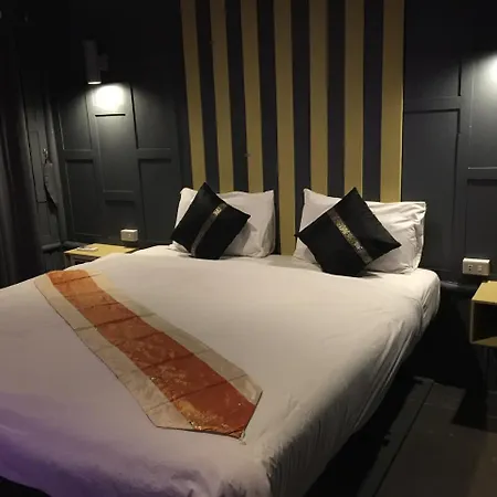 Phi Phi Sea And Hill Resort-3