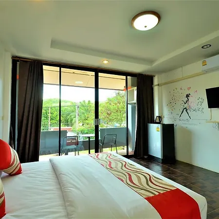 Lanta Friendly House-3