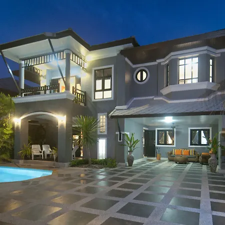 Baan Santhiya Villa 2-3