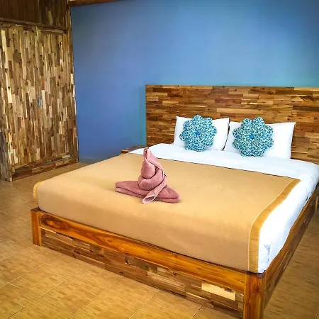 Lanta Ala Guest House-2