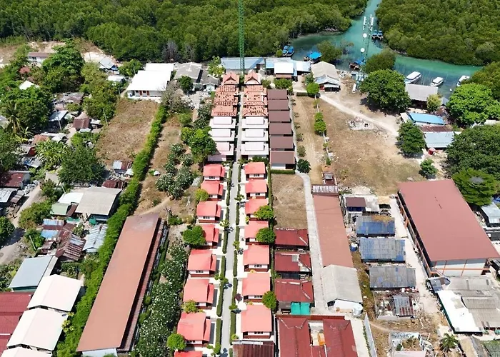 Phi Phi Ba Kao Bay Resort