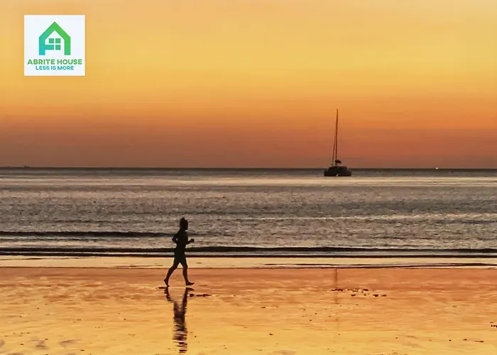 Villa Tiny House On Koh Lanta Only 2 Minutes Walk To The Beach acceptant les animaux