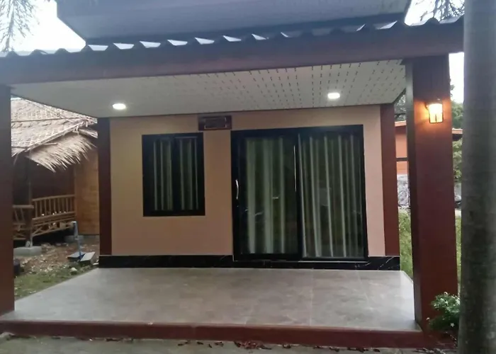 Lanta White Sand Beach Guesthouse Ko Lanta