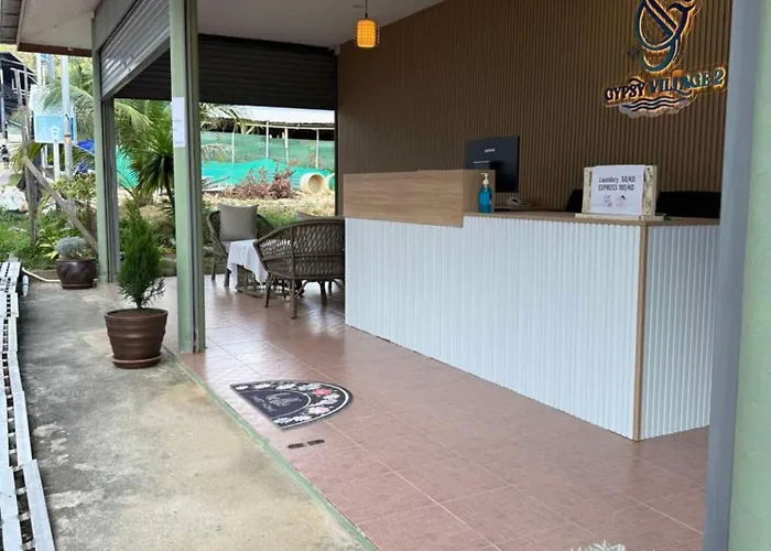 Gypsy Village Resort Phi Phi Don